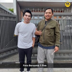 Klien CV Solusi Kita dari sektor bisnis skincare sedang berkonsultasi mengenai pajak dan pembukuan