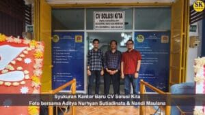 Konsultan Pajak Bandung CV Solusi Kita bersama partner Nandi dan Adit di kantor MTC H-26
