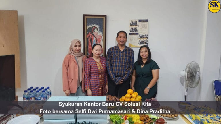 Konsultan Pajak Bandung CV Solusi Kita bersama partner Dina di kantor MTC H-26