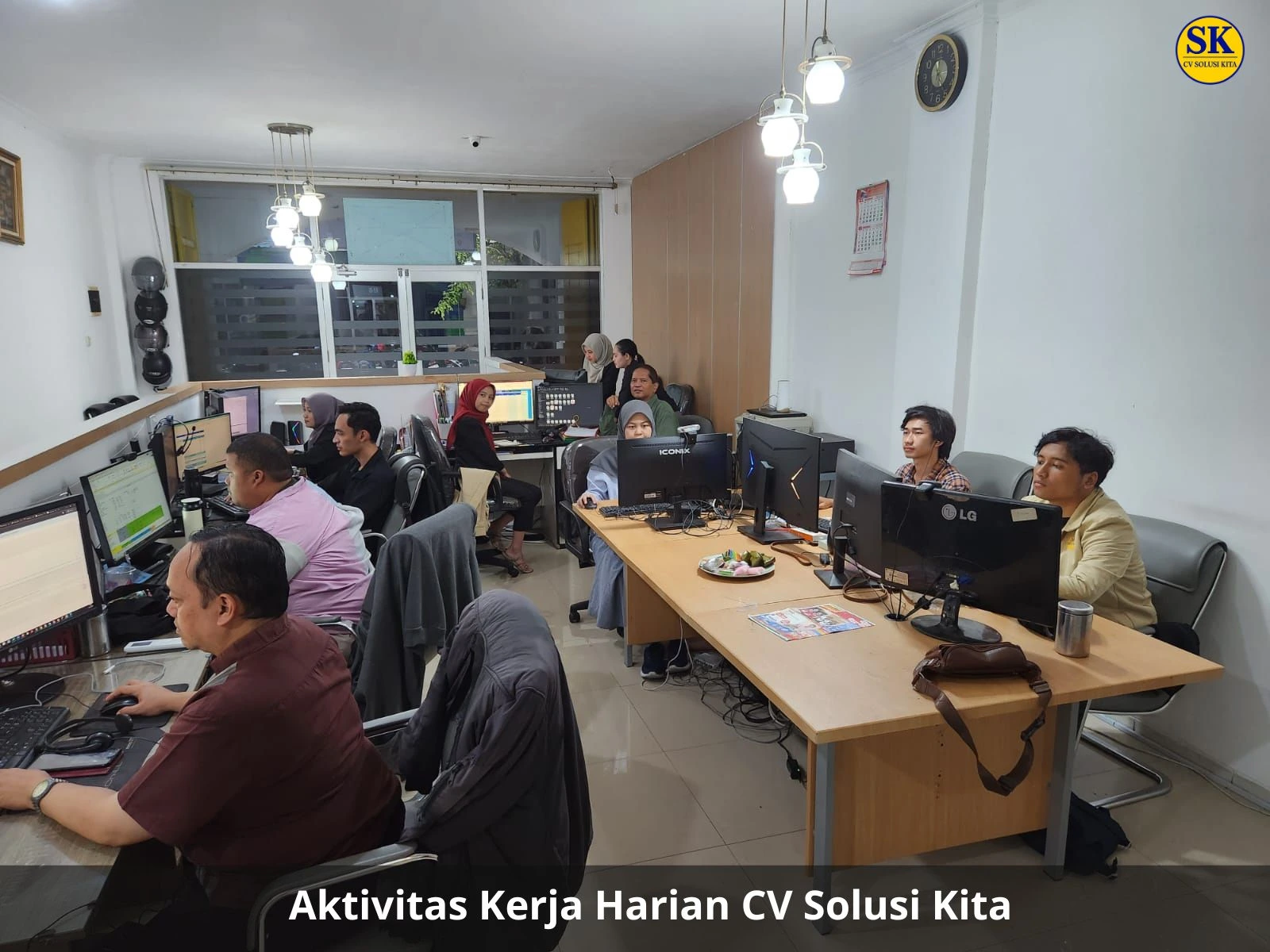 Konsultan Pajak Bandung – CV Solusi Kita Aktivitas Kerja Harian 23 Desember 2025 Aktivitas kerja harian team CV Solusi Kita pada 23 Desember 2025 dalam pengelolaan berkas pajak dan pembukuan perusahaan